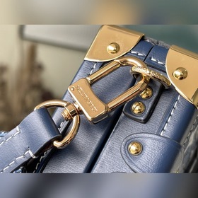 LV Артикул： M59717 Сумка-коробка из денима Придает сумке неприну