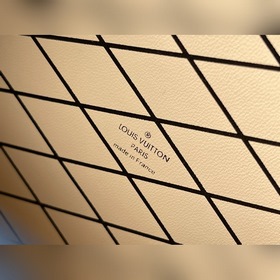 LV Артикул： M59717 Сумка-коробка из денима Придает сумке неприну