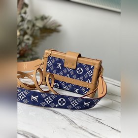 LV « » Артикул： M57399 Синий «Petite Malle» Сумка « » Новая ткань