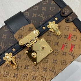 LV POCHETTE TRUNK Модель M43596 Желтый цветок Новая мягкая сумка