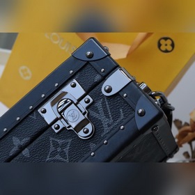 LV Артикул： M20101 Версия с тонким ремешком Сумка-коробка Эта су