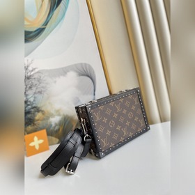 LV Артикул： M20252 Старческий  CLUTCH BOX Коробка-сумка Размеры：