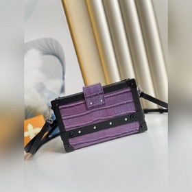 LV « » Артикул： N94390 40273 Алигатор фиолетовый PETITE MALLE BO