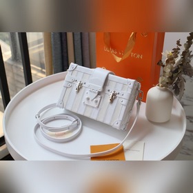 LV PETITE MALLE Модная коллекция Артикул： M40273 BOX сумка-кор