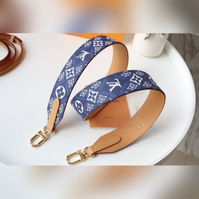LV PETITE MALLE Модная коллекция Артикул： M40273 BOX Новый ев