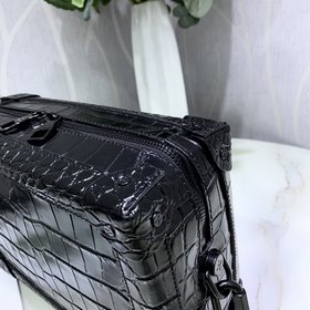 LV Артикул： M44478 Сумка SOFT TRUNK из кожи с крокодиловым узором