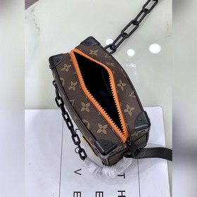 LV Артикул： M80159 Серия игрушек-кукол Mini Soft Trunk Коробка-с