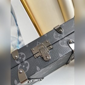 LV Артикул： M20249 Кожаный чемодан для бумаг Размеры： 25 × 14 × 
