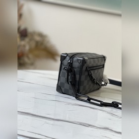 LV Артикул： M44480 Сумка-коробка с карманами, сумка через плечо