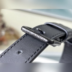 LV Модель： M45935 Сумка-коробка с узором «старинная печать» чере