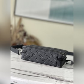 LV Артикул： M59163 Сумка из кожи Эта сумка изготовлена из кожи 