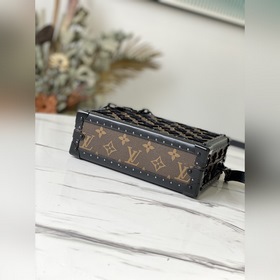 LV Модель： M20233 Старинный флисовый чемодан Если вы ищете сумку