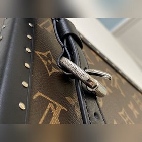 LV Модель： M44157 Старая коробка Если вы ищете сумку-коробку, то