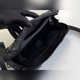 LV Артикул： M45671 SOFT TRUNK WALLET Коробчатый чемодан Осень-зи