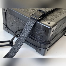 LV Модель M55700 Soft Trunk Сумка Новая интерпретация традиционн