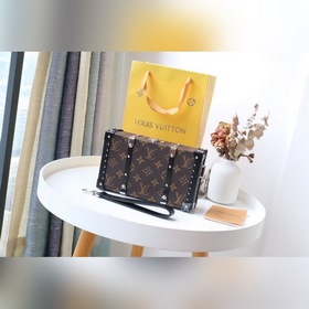 LV Артикул： M20102 Сумка из дерева с узором старой древесины, ун