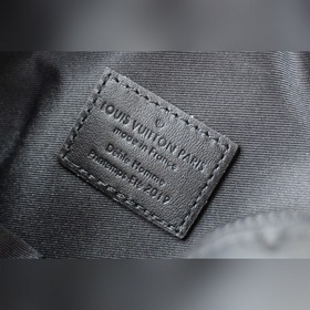 LV Мягкая сумка Артикул： M44478 Тиснение Лимитированная серия Но