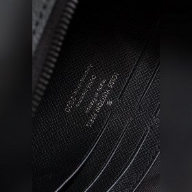 LV Новая популярная модель Артикул： M45671 /M69838 Черный с цве