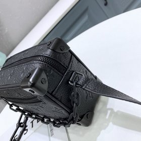 LV Артикул： M44480 Черный кожаный чехол с текстурой крокодила [Му