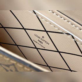 LV Модель M68575 Желтый ESSENTIAL TRUNK Сумка на цепочке Сумка н