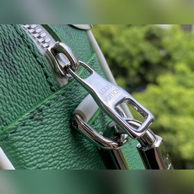 LV Артикул： M44480 Зеленый шелкографический принт, сумка-коробка