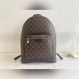 M40349 Рюкзак Josh из ткани Monogram Macassar отличается лаконичн