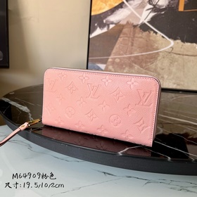 M64090 Розовый! Классический кошелек в новом исполнении! Добавлен