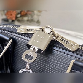 Новая модель сумки «Ракушка»  Сумка Alma BB M40302 Черный Сумка 