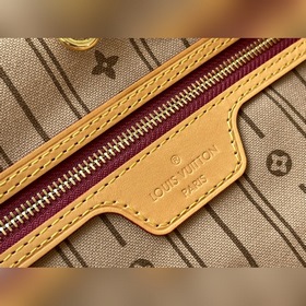 M40353 Белый трехцветный большой чемодан с желтой кожей, красная 