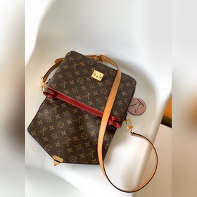 Сумка POCHETTE METIS M44668, красно-коричневая M45152, белая M439