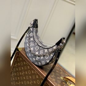 Новейшая модель, беспошлинная M21752. Эта сумка Loop Small из нов