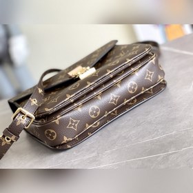 m40780 Старая кожа. Кожа итальянского производства класса A отлич