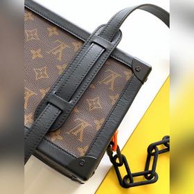 Высококачественный оригинал M44478. Кожа под старину. Материал по