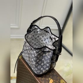 Новейшая модель, беспошлинная M21406. Сумка Petit Noé из джинсово