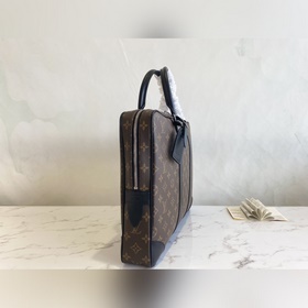M40225 LV Мужская сумка-портфель PORTE-DOCUMENTS VOYAGE Monogram