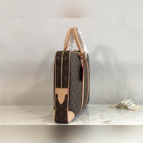 M40226 . Портфель для документов из ткани Monogram Macassar предс