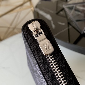N60442 Черная сумка с большой клеткой для мужчин. Эта модель Zipp