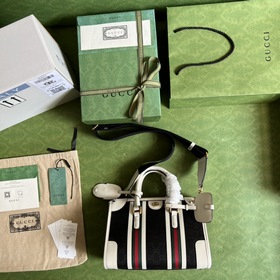 GUCCI Артикул： 715772 Маленькая сумка из парусины, новая серия с