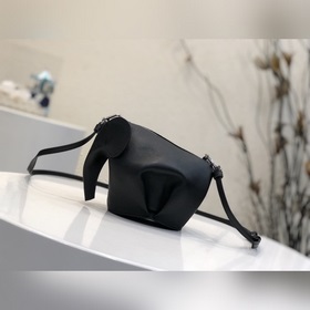 LOEWE Сумка Little Elephant очаровывает своим превосходным качест