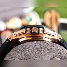 Новая модель — новый хронограф Offshore от Audemars Piguet Новая 