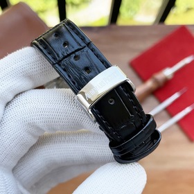 AP Royal Oak – впечатляющее воплощение «стального» короля! Подлин