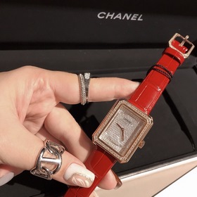 Chanel - часы «boyfriend»  Серия с бриллиантами Роскошная элеган