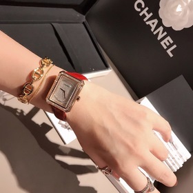 Chanel - часы «boyfriend»  Серия с бриллиантами Роскошная элеган