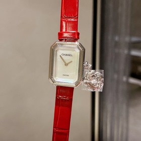 Первая публикация на Xiaohongshu. Ограниченная серия часов Chanel