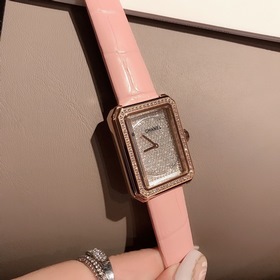Chanel - часы «boyfriend»  Серия с бриллиантами Роскошная элеган