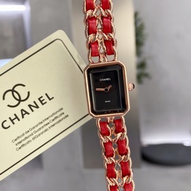 Часы Chanel Premiere! Вдохновленные контурами площади Фонден в Па