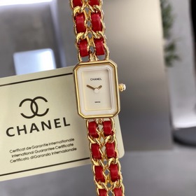 Часы Chanel Premiere! Вдохновленные контурами площади Фонден в Па