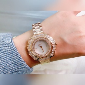 Новая серия Camellia с инкрустацией бриллиантовнутри снаружи, изг
