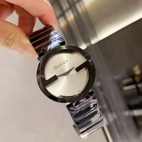 Популярная модель, аналогичная модели Чон Чжи Хён! Модель Gucci и