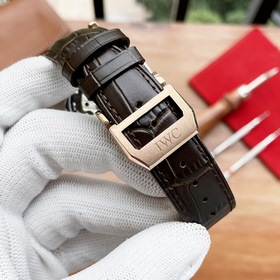 Высокое качество, значительная скидка Бренд： IWC Новейшая модель,
